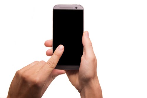 实现屏下指纹要测量手机中框吗？